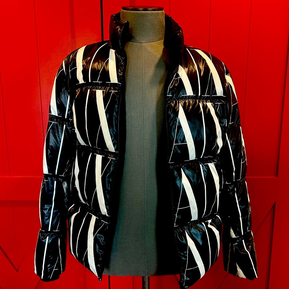 Armani Exchange Men’s All Over Logo Men’s Puffer Jacket